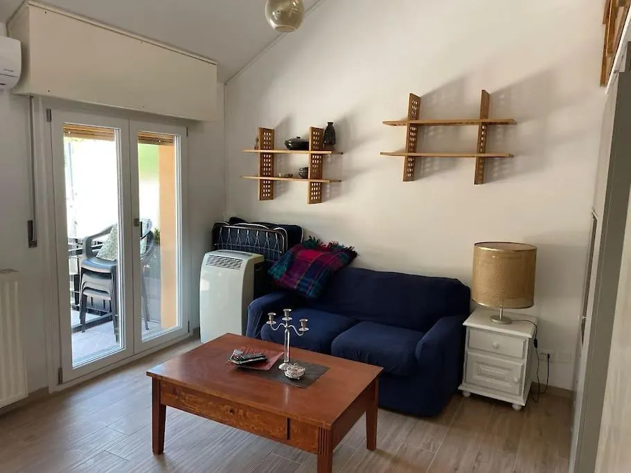 Vic&Sunny'S Lake View Apartment Ispra